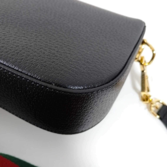 Gucci bag collab with adidas - Picture 11 of 16